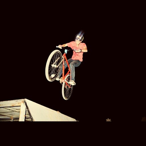 fikrigilang94's profile picture. Ride for @cyclestreetfix |Fixed Gear Freestyle
#Line/path: fikrigilang_ ig : fikrigilang       indonesia FGFS