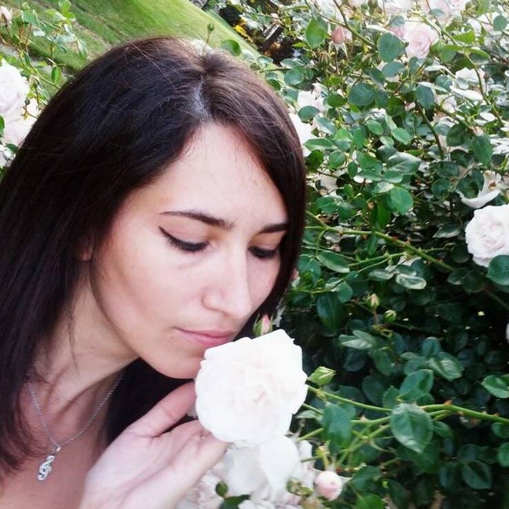 Proud owner of ANGELIC AFFAIRS Wedding & Event Planning | Floral Design, activist, musician, model, metaphysical guru ♥