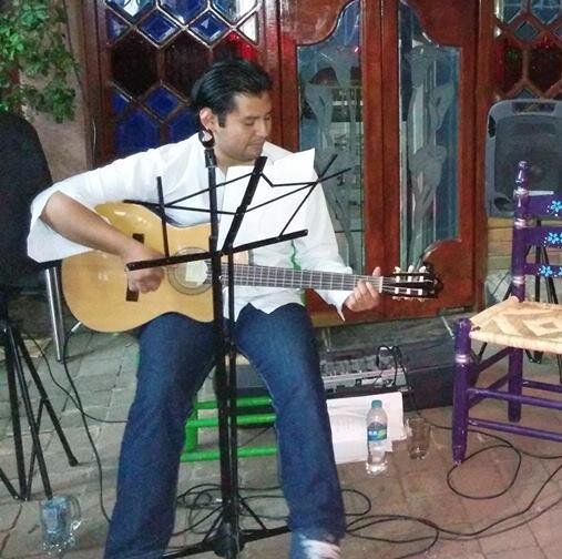 federicourbieta's profile picture. musico independiente(bolero,son cubano,son istmeño)