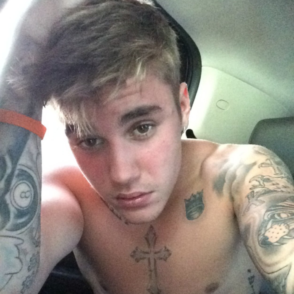 @ArianaGBelieves is mine and she's my bestfriend