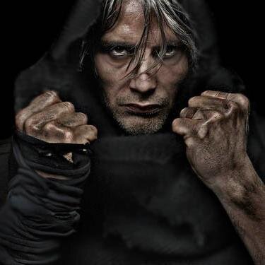 A wandering smith. A lost soul. Weary of travel yet nowhere a home. I travel for freedom and peace of mind. #RP #OC #NotReal