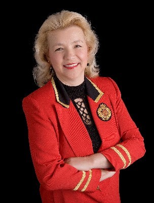 Realtor,Certified International Property Specialist,Broker,and Your Friend! I have sold homes to clients from 60 different countries. How can I help YOU?