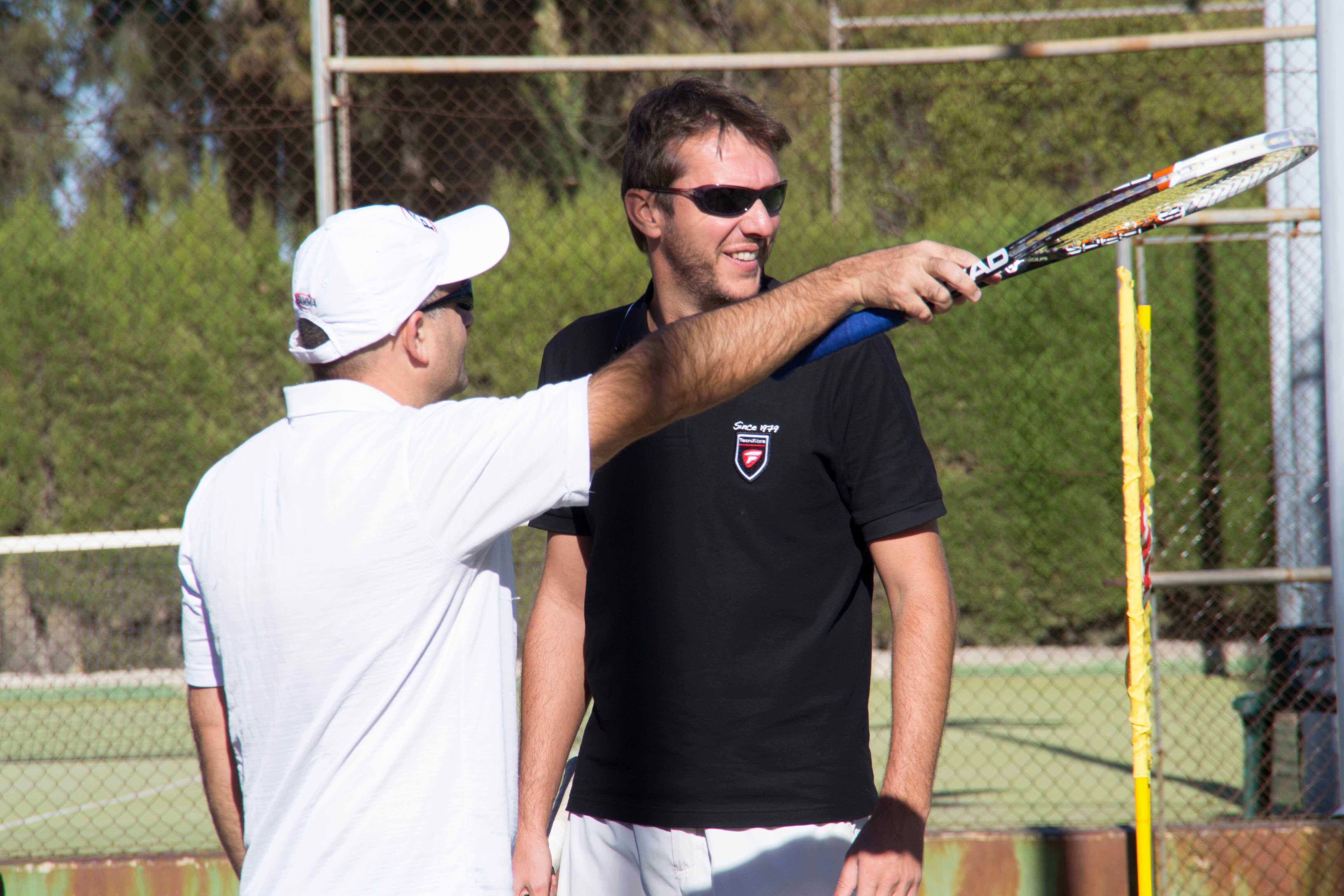 Formación para profesionales del tenis.