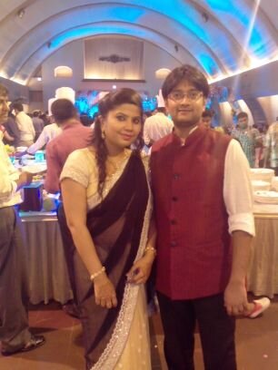 Proud Indian. Electronics Engineer by Education. Salesman by Profession. And Entrepreneur at Heart.