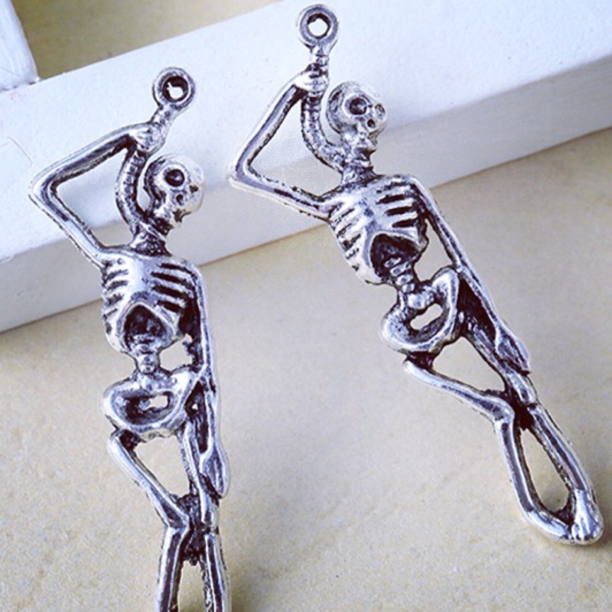 JealousyJewels's profile picture. JealousyJewels@outlook.com