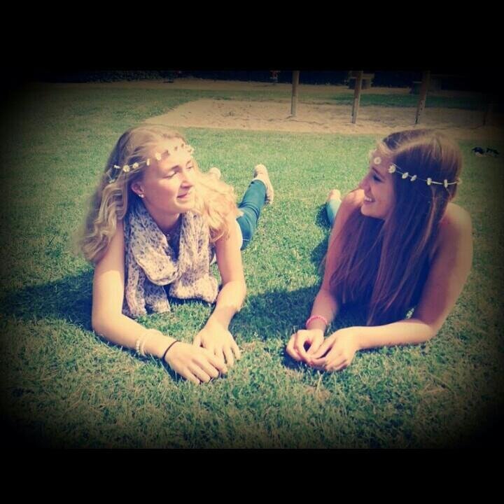 ∞ {insta: lieefssxiris} ∞