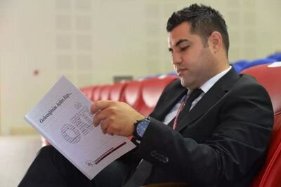 Osmaniye Korkut Ata Üniversitesi Basın ve Halkla İlişkiler Birimi, 
Radyo Gönül Genel Müdürü,
Radyo ve Tv Program Yapımcısı ve Sunucusu , Spiker , Voicemarker