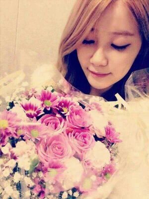 aoa_yn's profile picture. Ace Of Angels 유나 봇