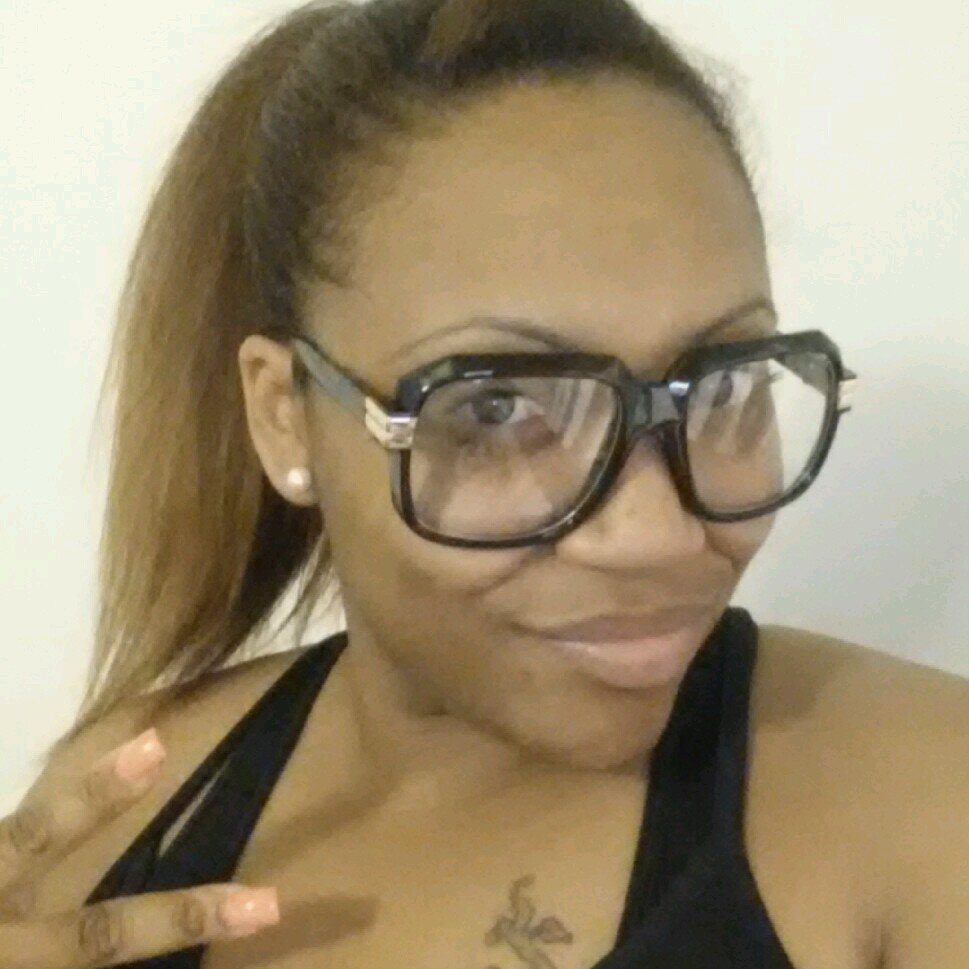 MzSharay_Jones's profile picture. ¿Tú te gusta? Come follow yo girl then... 1 of the best mixoligist out here... Your #1 Urgent Care Office Mgr. ✈Cali✈ATL!!! #TeamNoIgnorance #TeamSuccess