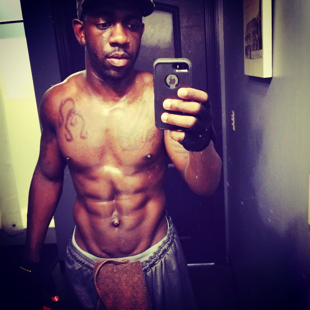 IG- @WeRunTheStreetzJxn .. all seeking a new fitness and nutritional lifestyle..sign up via email local2globalfitness@yahoo.com (name and number)