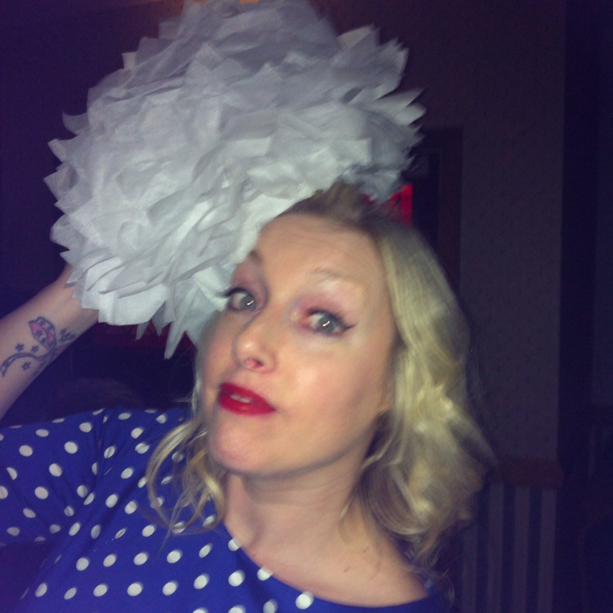 Puggy lovin' tattooed cupcake baking rock n rollin' scummy mummy veggie eatin' AKA Mrs B. Psychotherapy student