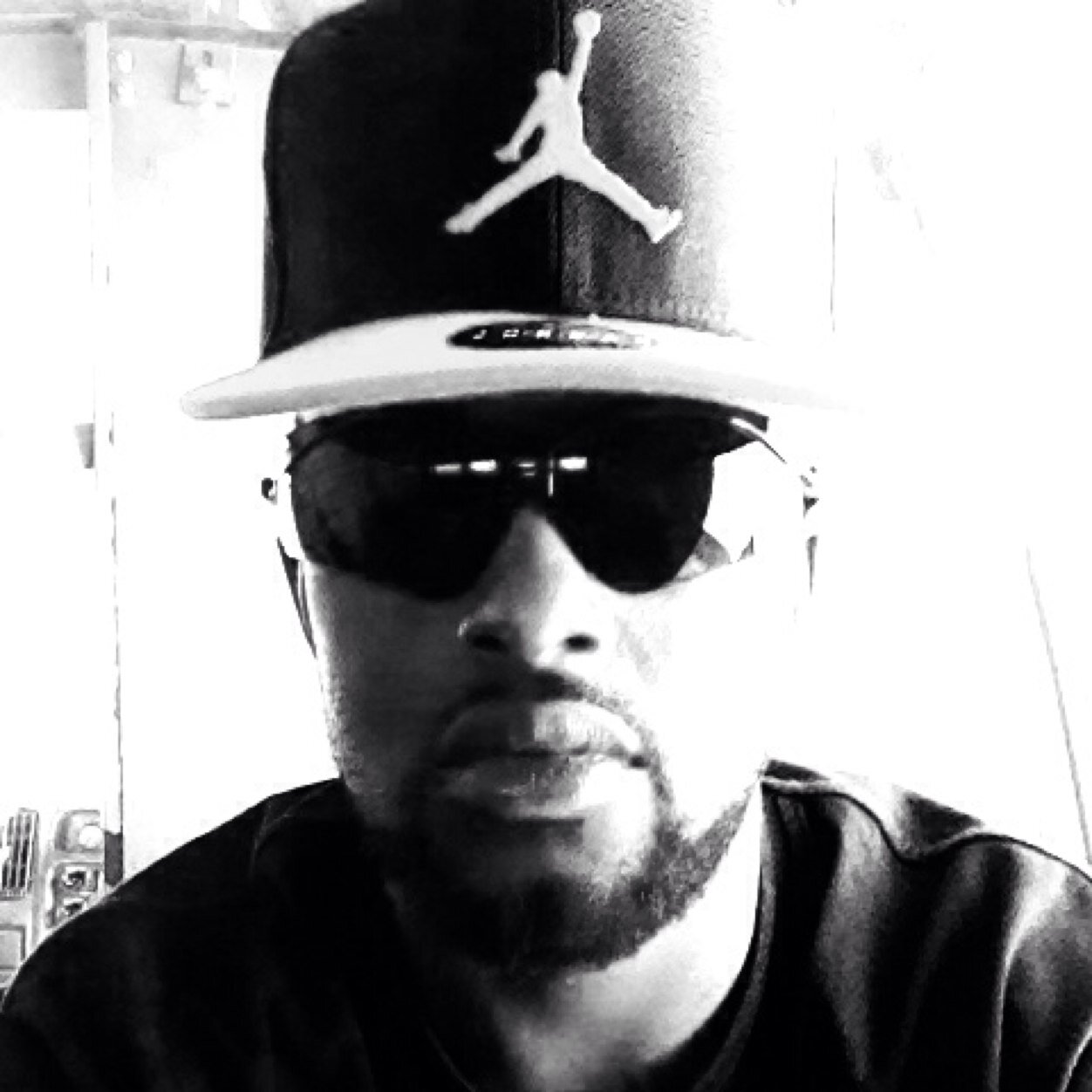 Easy to talk to. Str8 outta the islands. So u knw I gat that salt water tongue for ya.