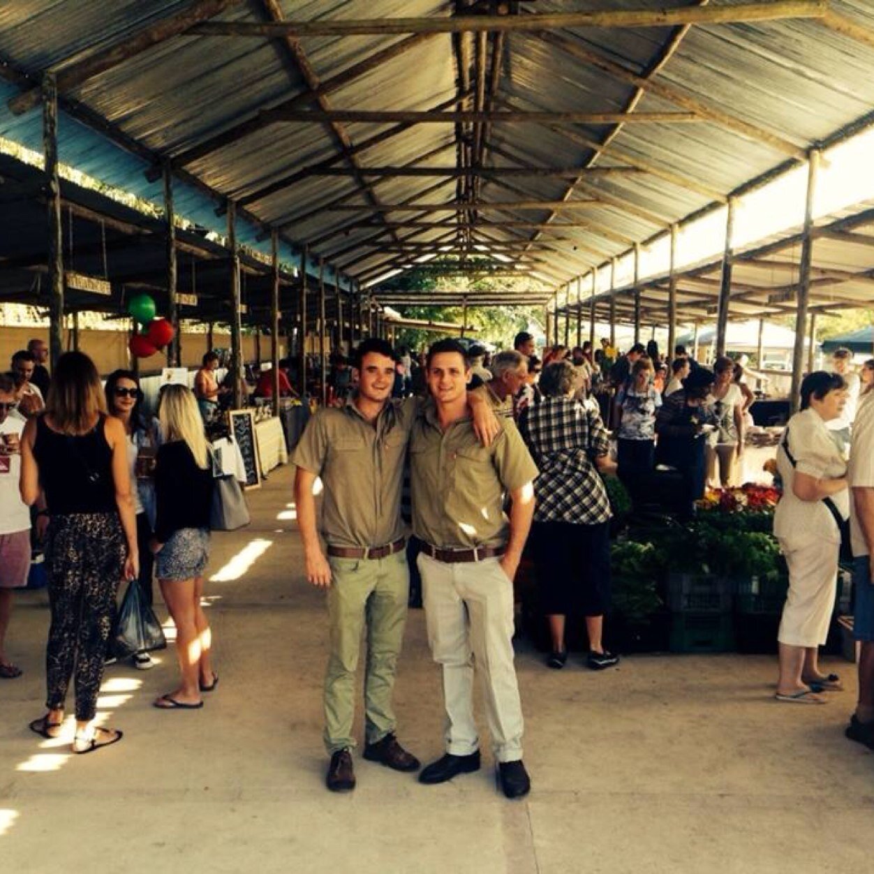 Burnedale Farmers Market is a unique market offering fresh produce, speciality foods and handmade/homemade arts and crafts.