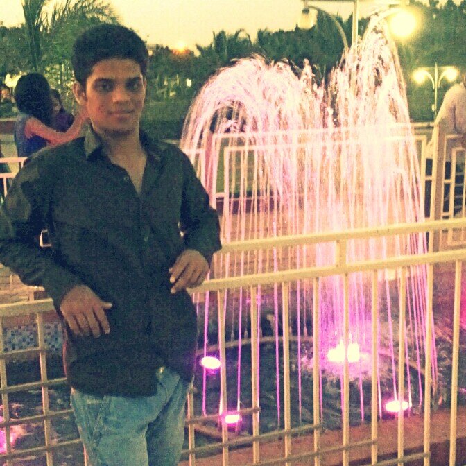 laugh n let laugh