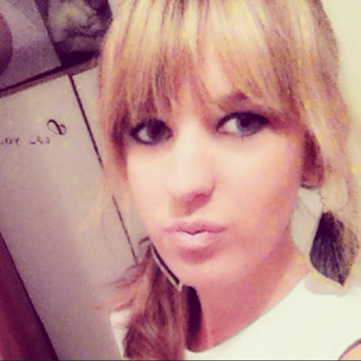 yllonaa's profile picture. 