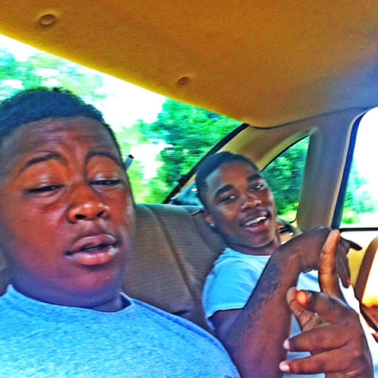 Young nigga trying to get this money ..