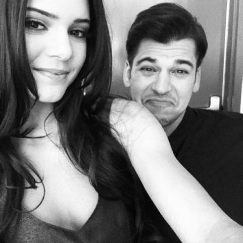 CarlosJHenao1's profile picture. Made in Colombia Criado En LA Millonario Hijo de Laura H Hermano De @MazielI  . ACTOR EE.UU http://t.co/Bs4TVtzqyS