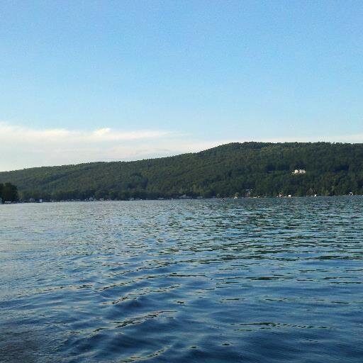 Board4Votes's profile picture. Fan Of Old School Ski Tricks+New School Tech Stuff. Just getting starting @Board4Votes. Check out our new version of http://t.co/F9Vdhv6zdt !