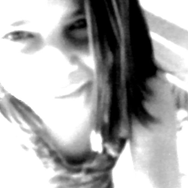 ''Amizade sua? .Não obrigada! . prefiro ficar com akeles que me aman de vdd ''    ;) #fica_a_Dica ''
