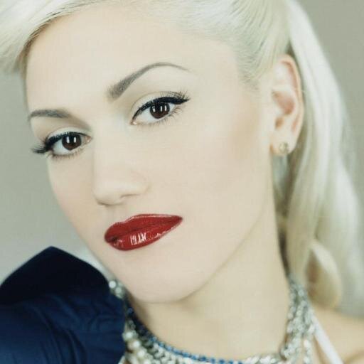 We Love Our Queen Gwen 
GO QUEEN