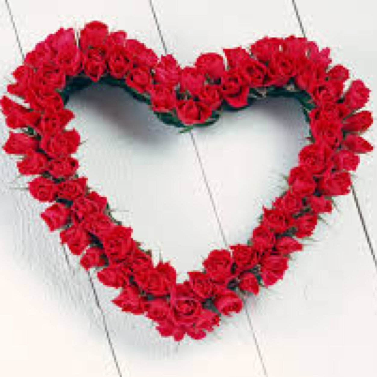 Just dm me who you think would be a good couple and ill tweet it B U T i cant say who said it