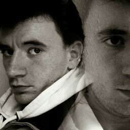 chriisss1990's profile picture. 