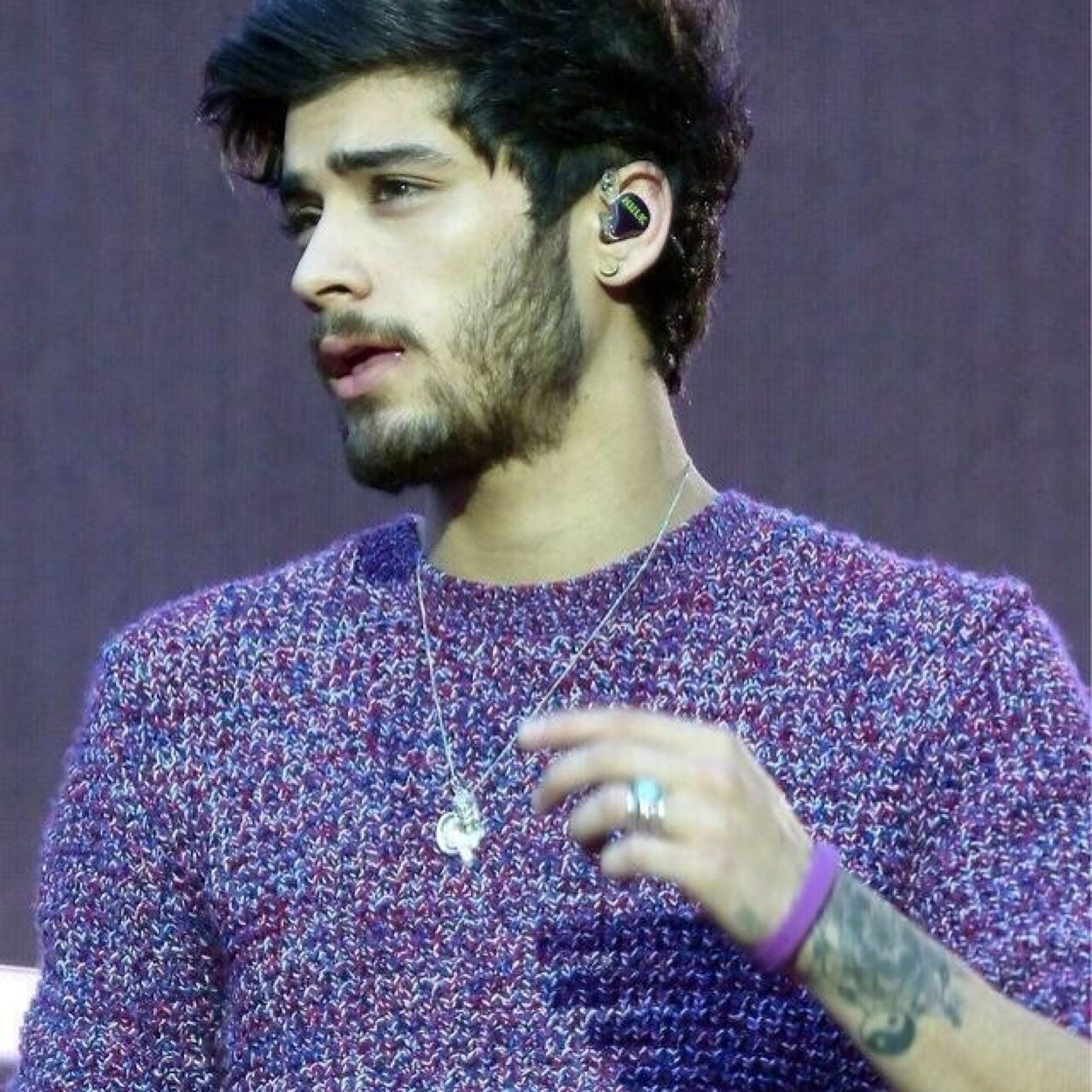 ask for a follow back on @raybanzouis