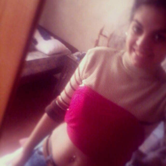 Mg el arte la musica y sobre todo pasarla bien :)... La sexopata y payasa de bioqimica :3