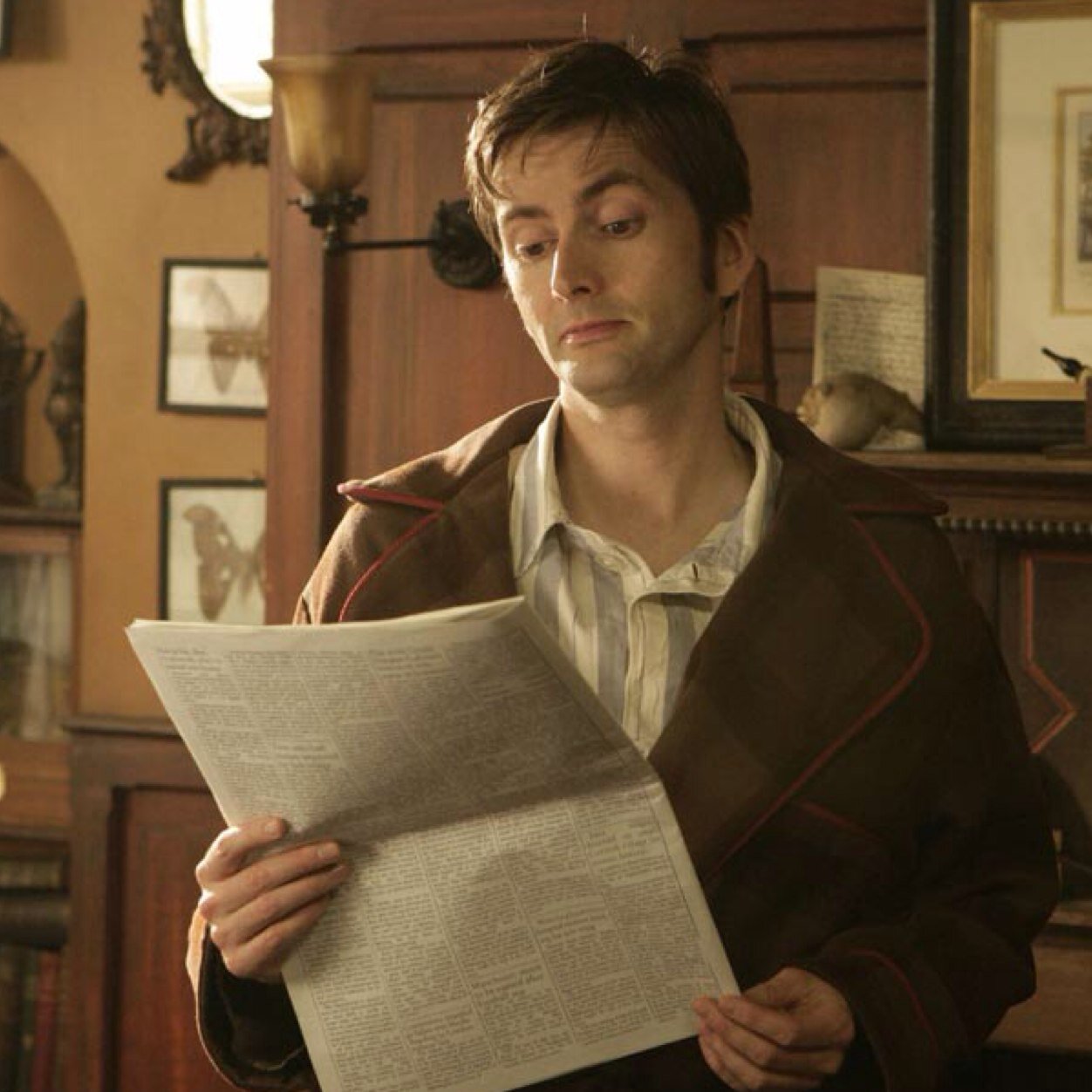 John Smith history teacher. I keep having odd dreams of another life. Is it my life or just some silly man with my face? [Single/DW-RP/+18]