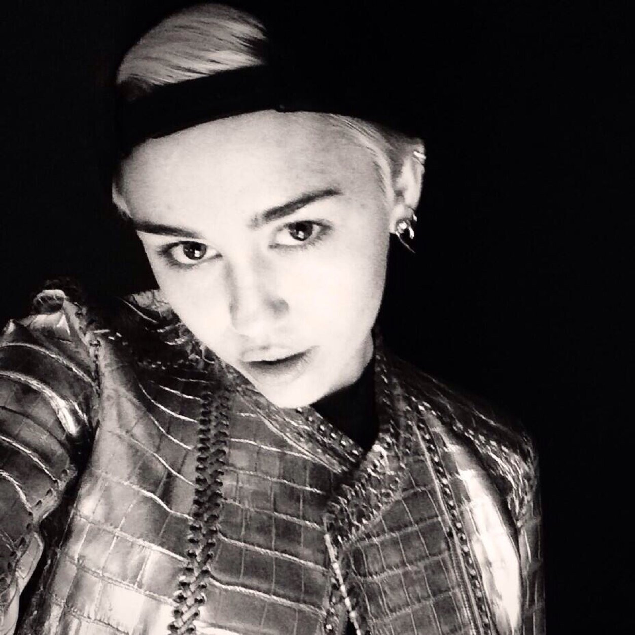 mileybiebsus's profile picture. hacked