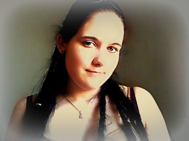 Charlotte8694 Profile Picture