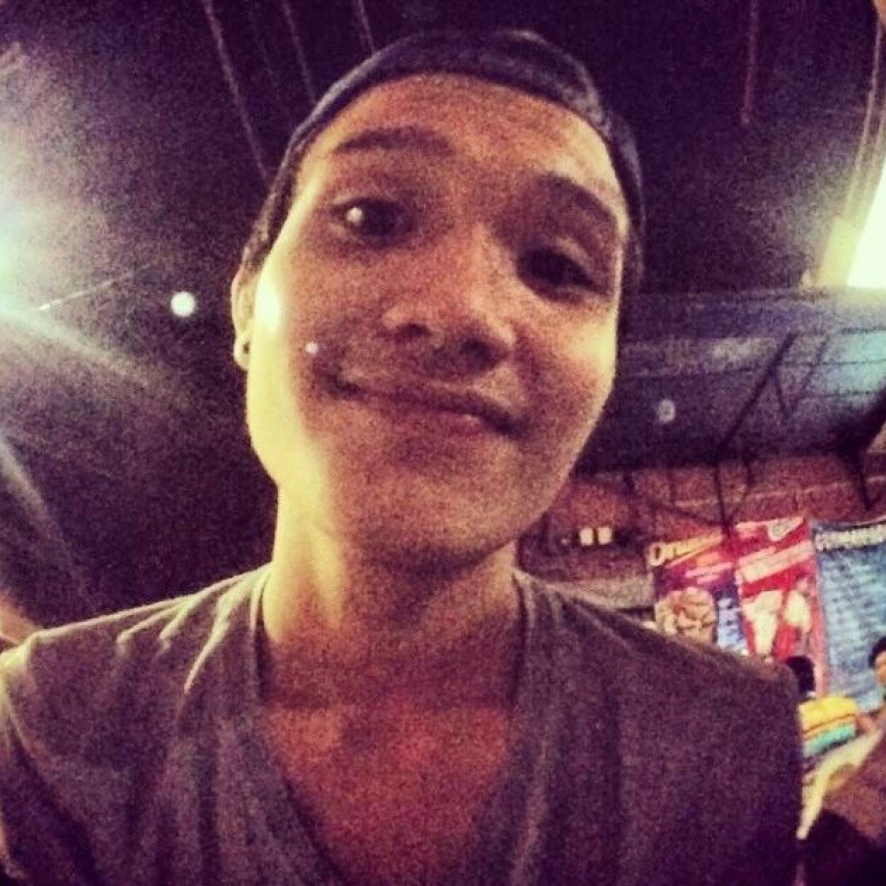 ellyisbackagain's profile picture. Only the hard . Only the strong. ⚡️