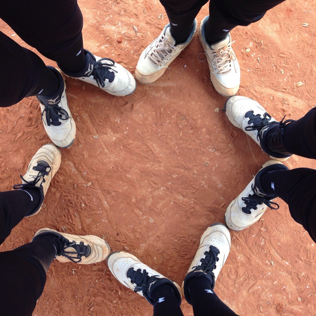 sftbl5evr's profile picture. Just a few softBALLERS tryna make it

#teamfollowback