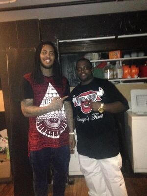 taylorAAh's profile picture. I put my pants on one leg at a time.