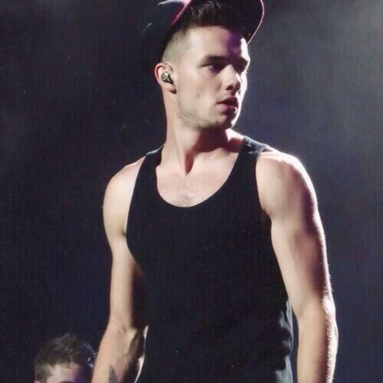 Liam loves you ok bye
