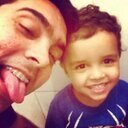 Analista de Sistemas, Carioca, Pai do Felipe e rubro-negro até morrer.