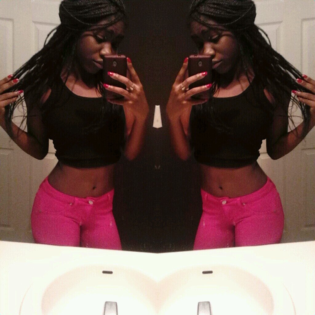 Kiss My swaag .✊❤ ohhhshegay . follow me