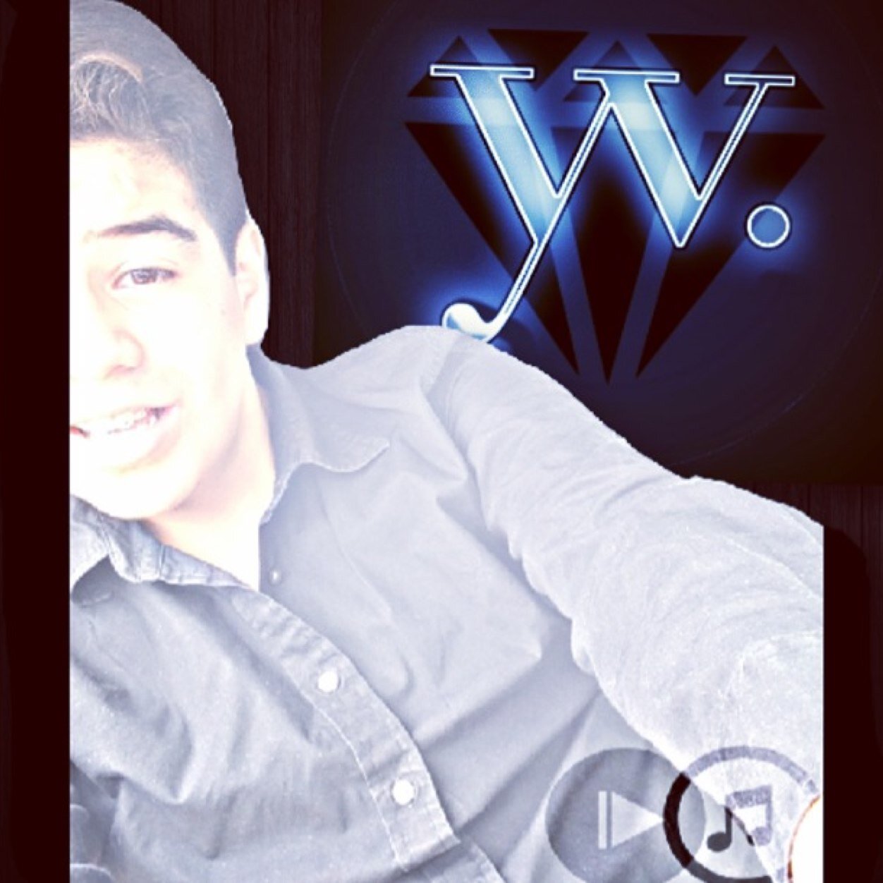 Instagram: @yaelvazquez_
YEVVO: Yael Vazquez