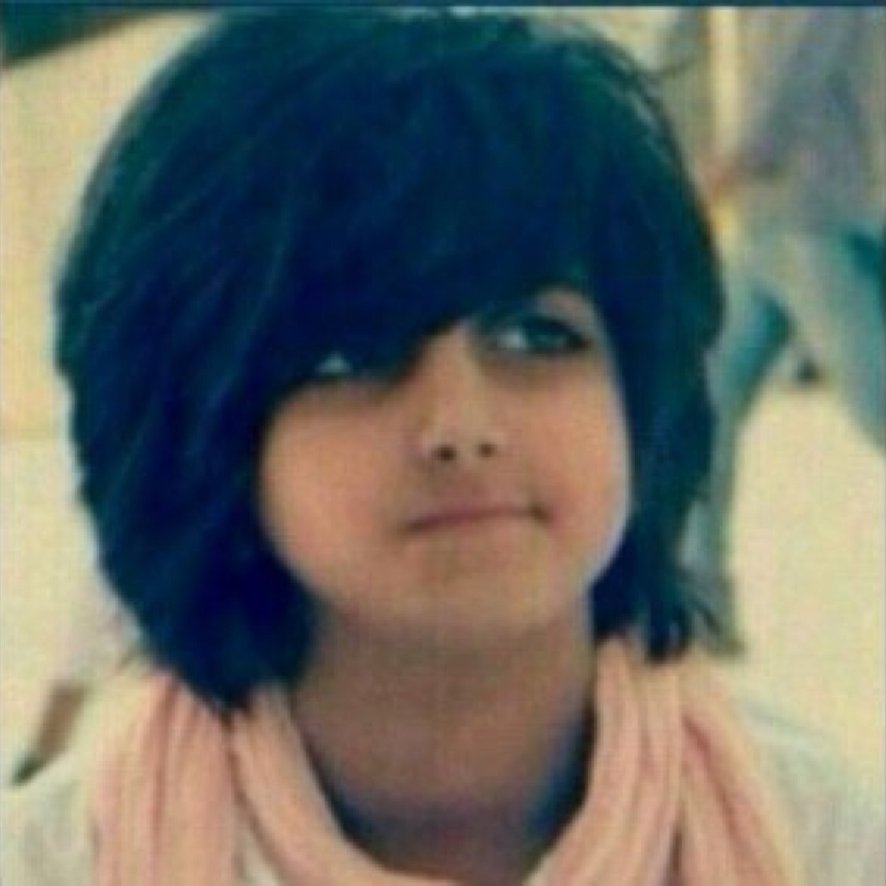 ho_ho_22h's profile picture. يحِسُبوَن الِمِحٌبَهِ بـ كِثُرِ الِلِقاَءِ .. !
مادِرُواِ انَي احِبُه والمِسَافٌه بعُـيِدهَ ..!