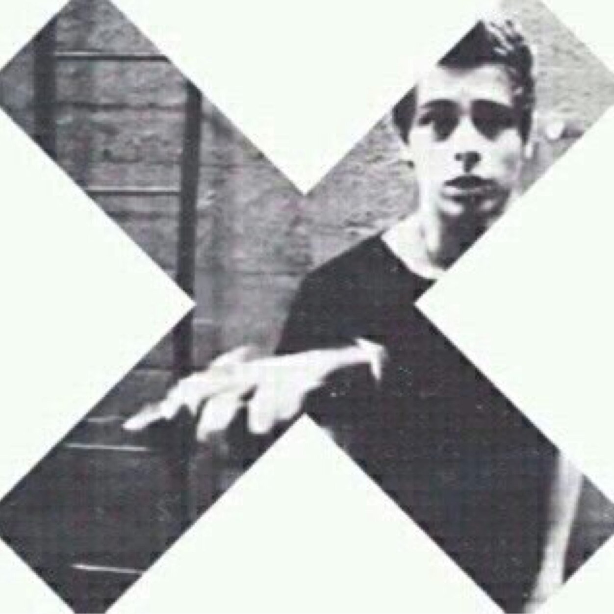 حسابي ذا خذفناهه ! تعالو هينا @ahdab_1D