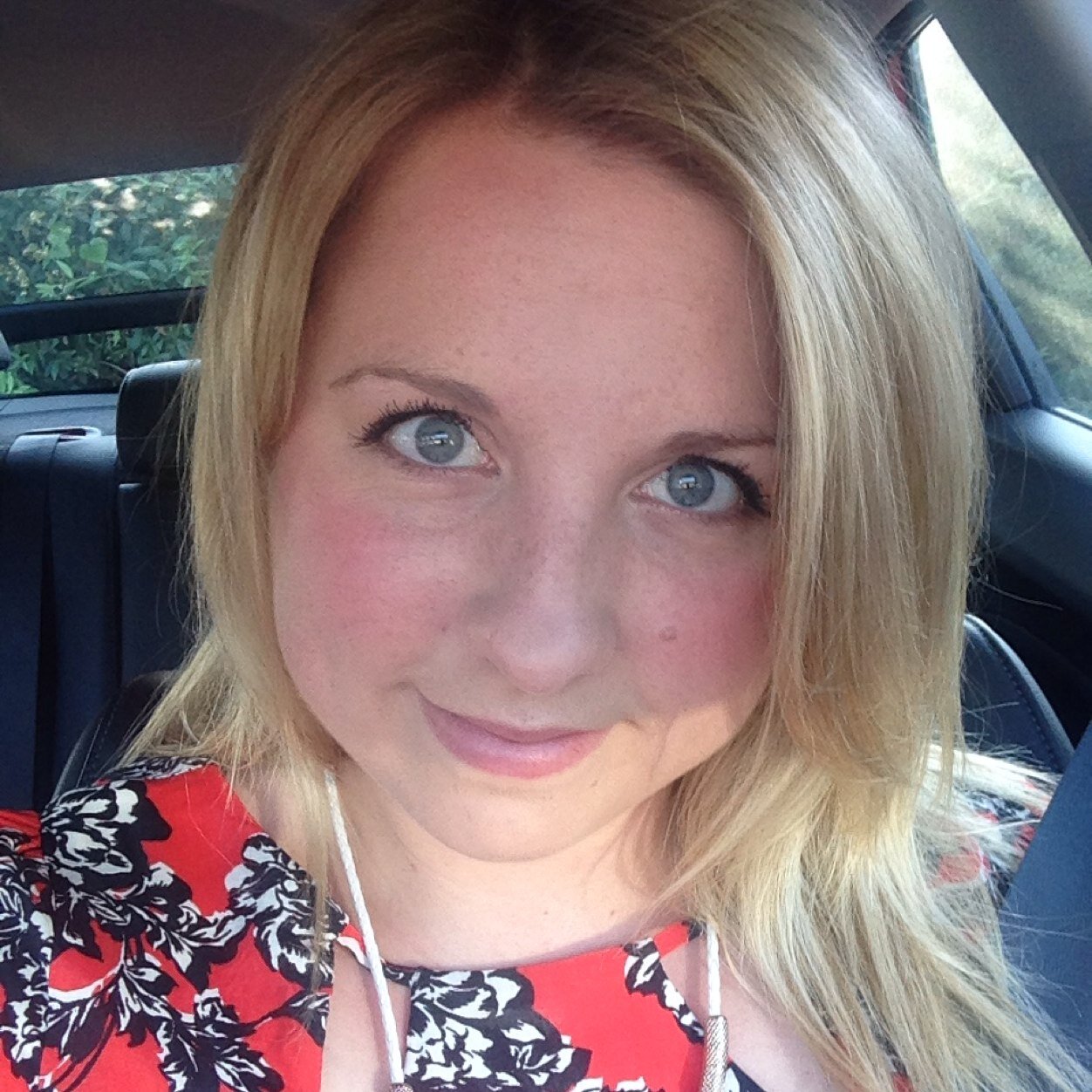 Iona__622's profile picture. 