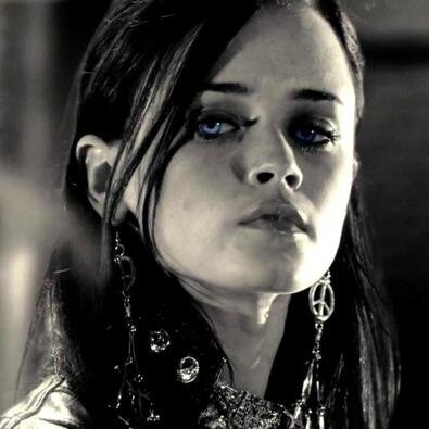 Sinful_Becky's profile picture. Turn the right corner in Sin City, and you can find anything... Anything. {18+} {OUAT/SInCityRP}