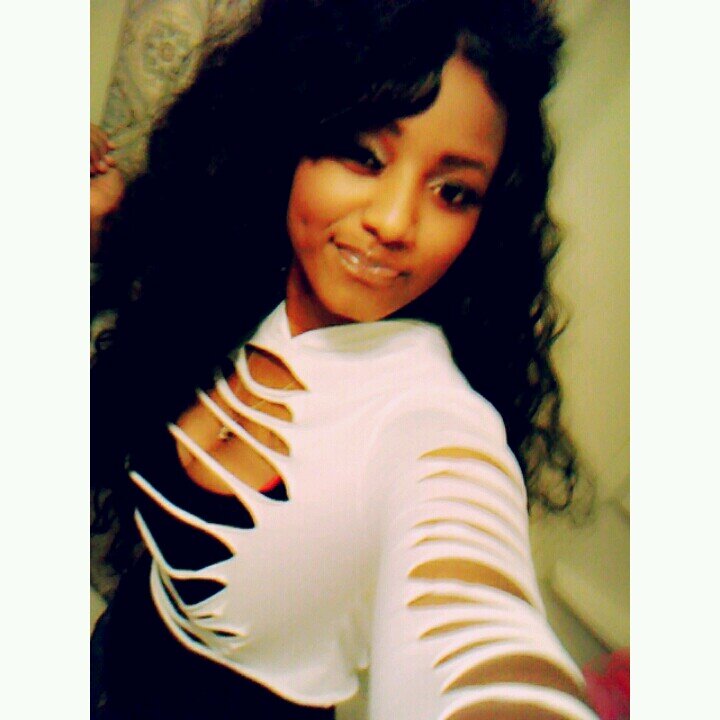follow my new Twitter @tamiashonnail