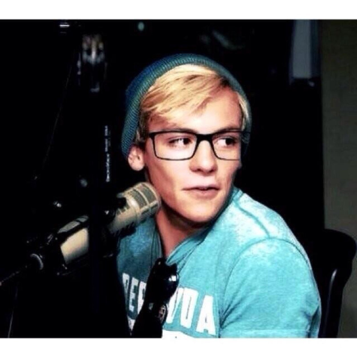 Austin Moon! Overnight internet sensation! #Engaged to @ally_dawson_7 ❤️