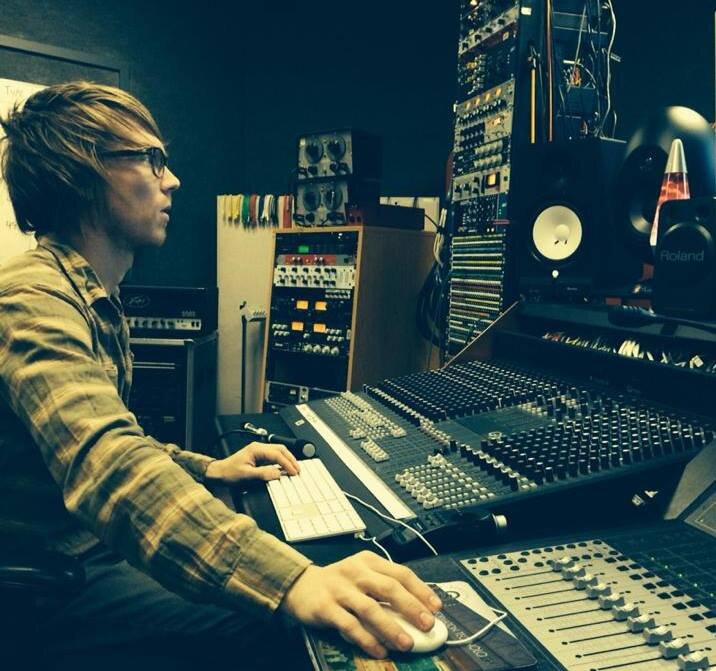 Audio engineer, mixer, producer, masterer. Professional quality work at flexible prices.