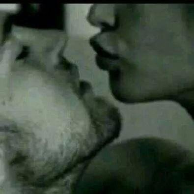 RoroEvEr's profile picture. كل واحد منا له تاريخ اما أنا فمستقبلي تاريخي
Somewhere in the world :)