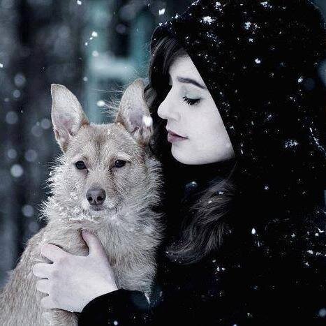 iman_hashmi's profile picture. I Am Unpredictable ;)