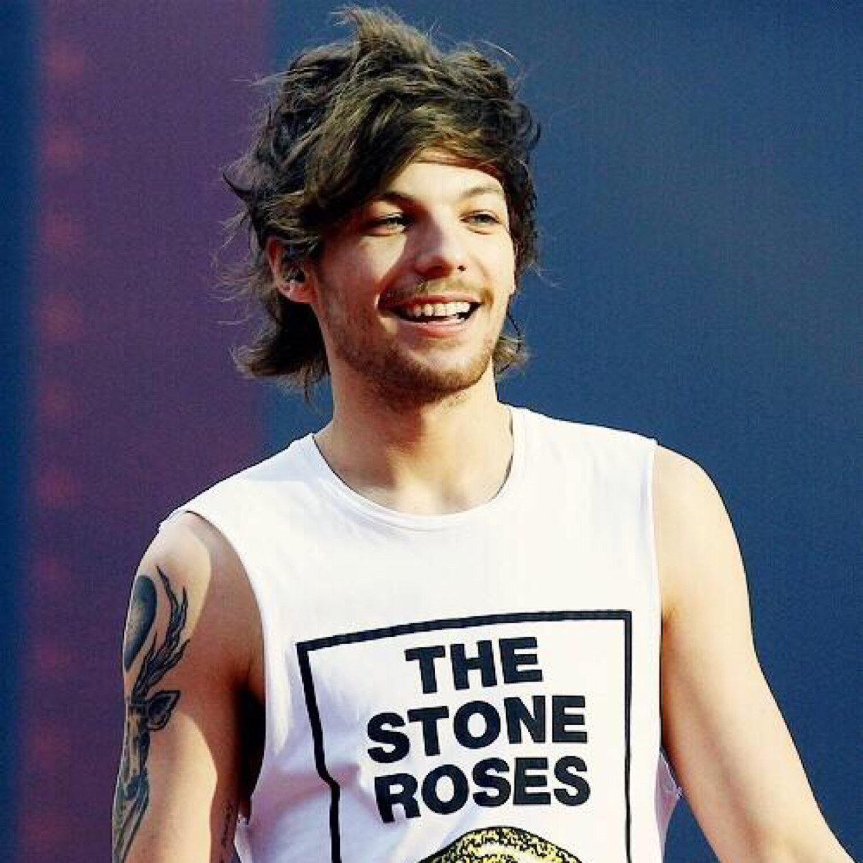 Follow @_Larryshipxx please
She follow back