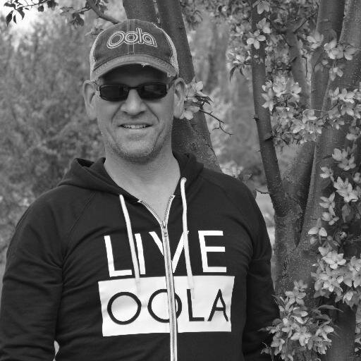 Husband, Father, Doctor. Lover of life.  Working each day to do better ... to be better.   #OolaOils  #OolaLife