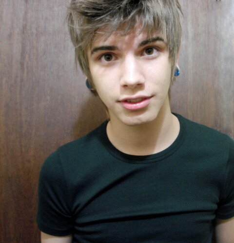 BelieberBoy, 16 años